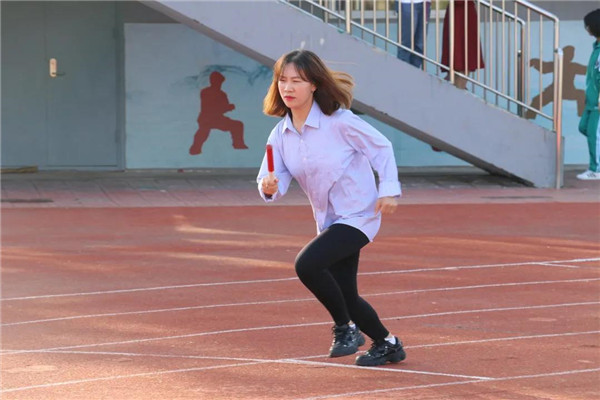 青春正啟航,閉幕不落幕——邯鄲市翰光學校秋季運動會圓滿完成 - 邯鄲